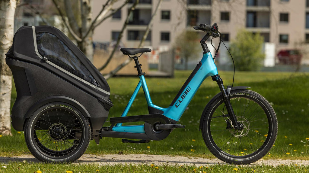 Vélo cargo électrique Cube trike hybrid family 1500 blue´n´reflex