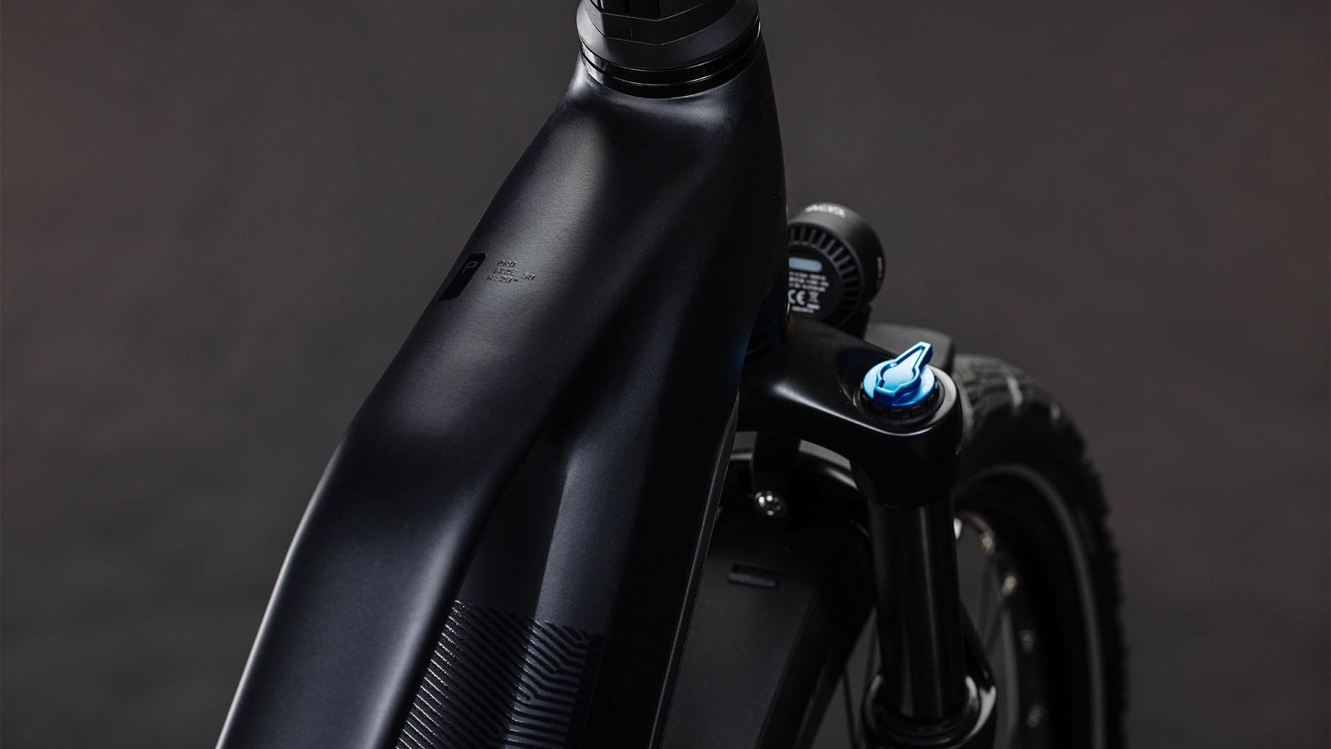 Vtc électrique Cube kathmandu hybrid pro 800 trapeze coal´n´black