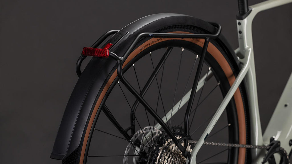 Vélo gravel électrique Cube nuroad hybrid c:62 race 400x fe reedbeige´n´black