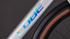 Vélo gravel électrique Cube nulane hybrid c:62 race 400x fe sleekgrey´n´prism